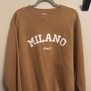 Milano Italy Crew sweatshirt camel/white. Perfect condition, never worn/washed.